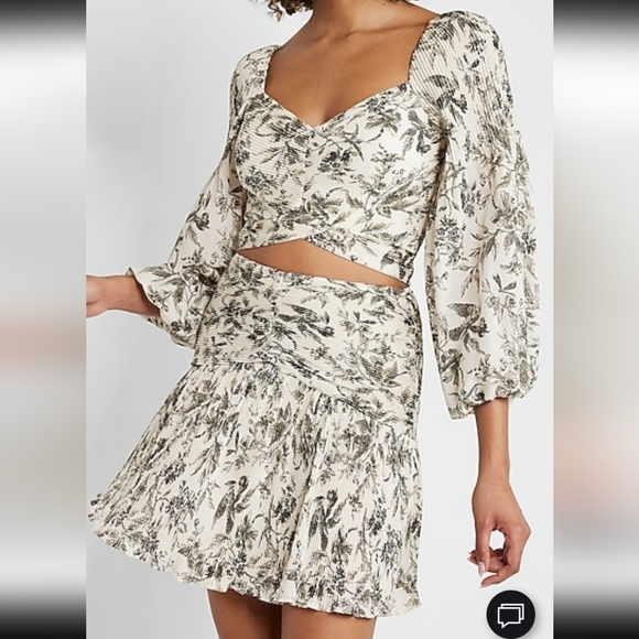 NWT Express 2pc. Set - Picture 2 of 4